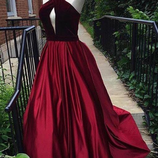 Elegant Burgundy Halter Prom Dress with Slit, Perfect for Special Occasions main image 1